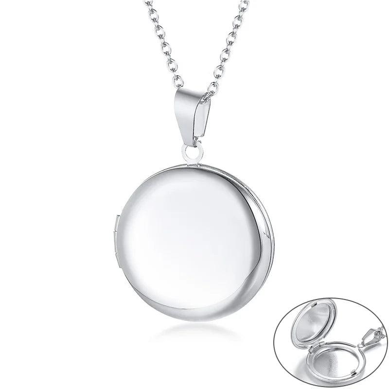 Vnox Monogram Floral Oval Heart Locket Pendant Necklaces for Women Men, Stainless Steel Photo Frame Promise Love Keepsake Collar