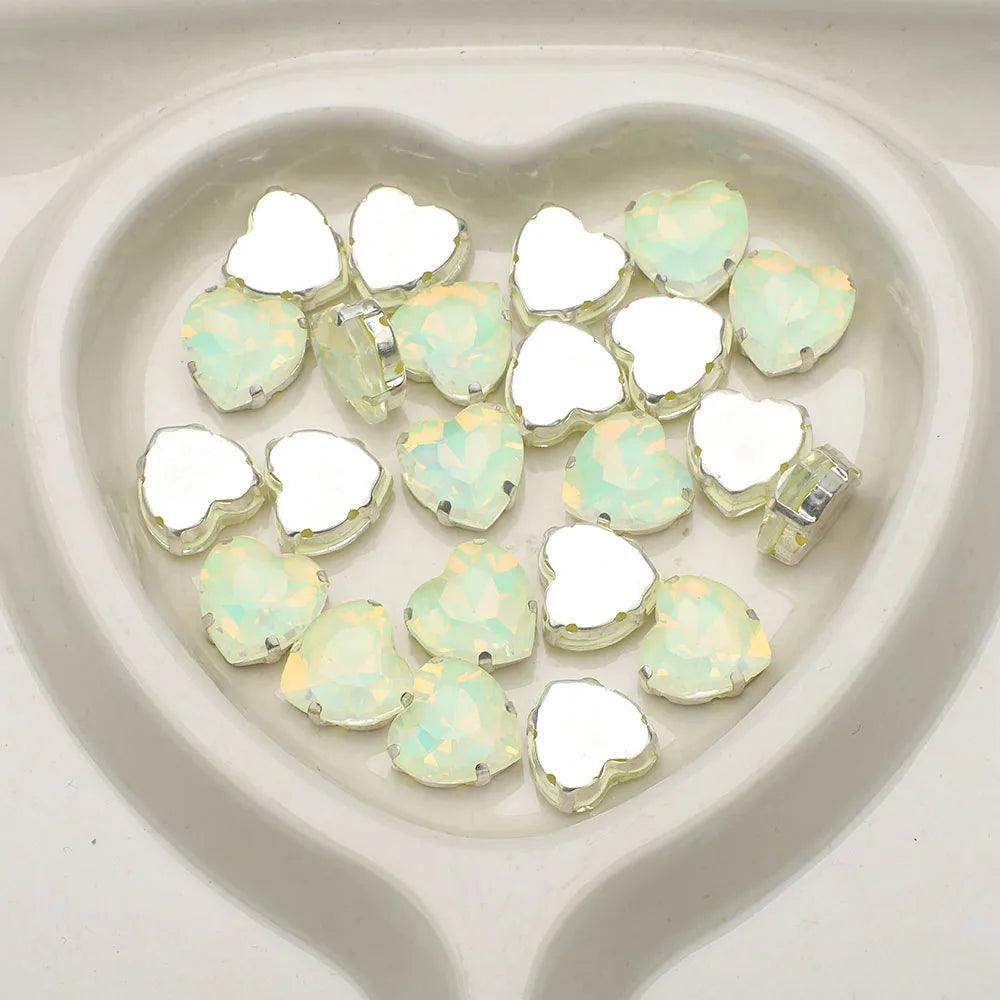 10Pcs 14mm Crystal Glass Love Heart Beads Glitter Flatback Silver Claw Rhinestone Crafts Jewelry DIY Making Garment Accessories