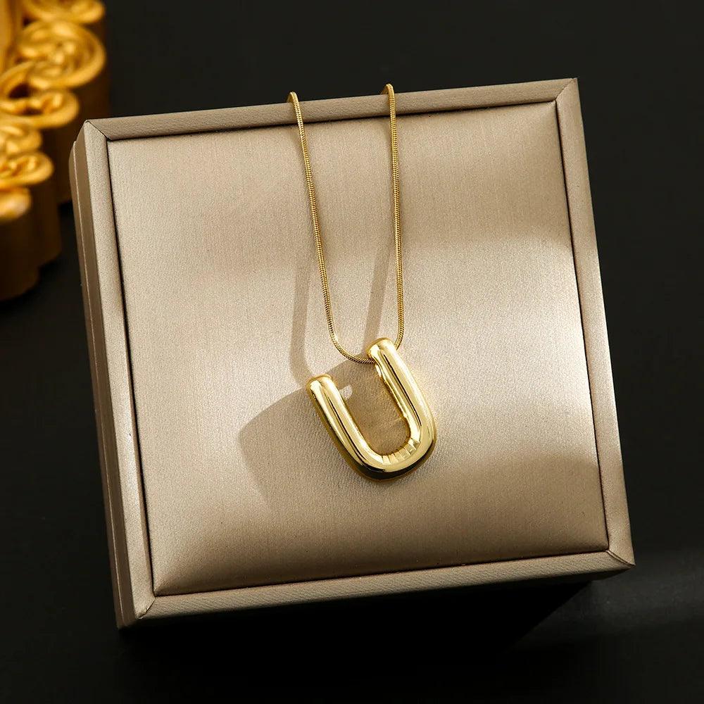 Hot Sale Stainless Steel 26 English Alphabet Necklace Pendant All-match Simple Clavicle Chain Jewelry
