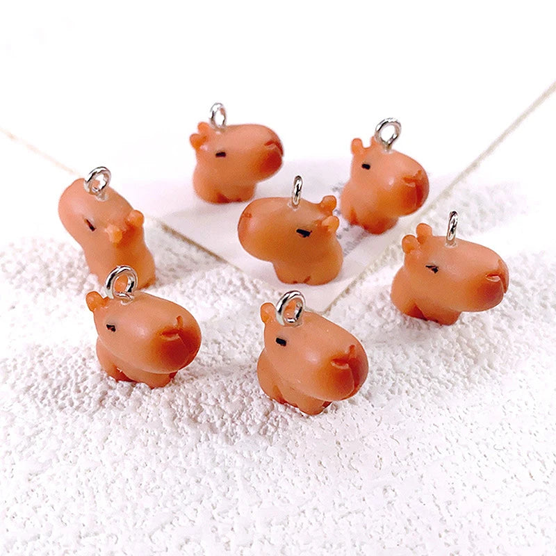 2/10pcs DIY Crafts For Earring Jewelry Make Kawaii Mini 3D Capybara Resin Charms Lovely Resin Lazy Cavy Animal Pendant