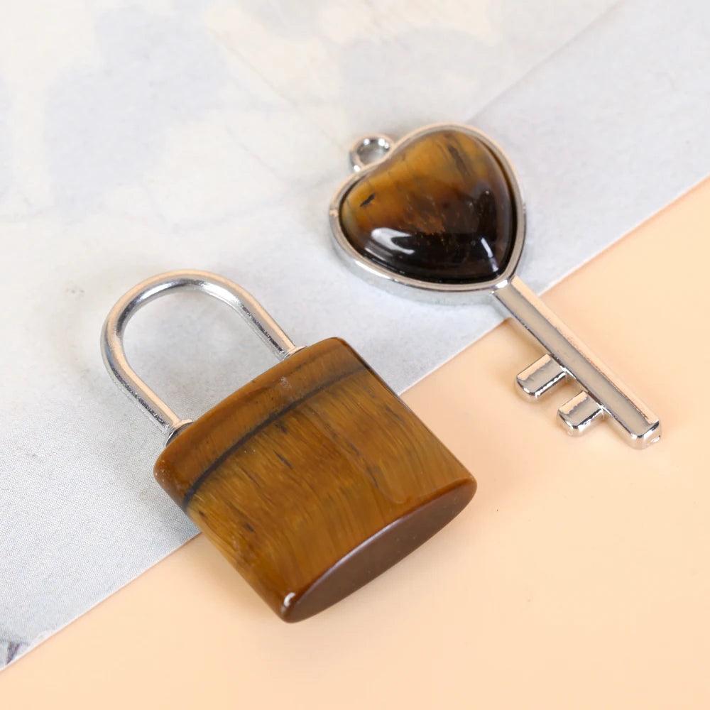 1 Set Natural Crystal Couple Lock Necklace Pendant Set Heart Shaped Key Piece Pink Crystal Amethyst Tiger Eye Stone Lock