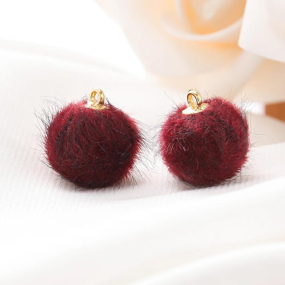 10pcs Plush Fur Covered Ball Beads Charms Pompom Beads Pendant for DIY Necklace Earring Bracelet Pendant Jewelry Making Supplies