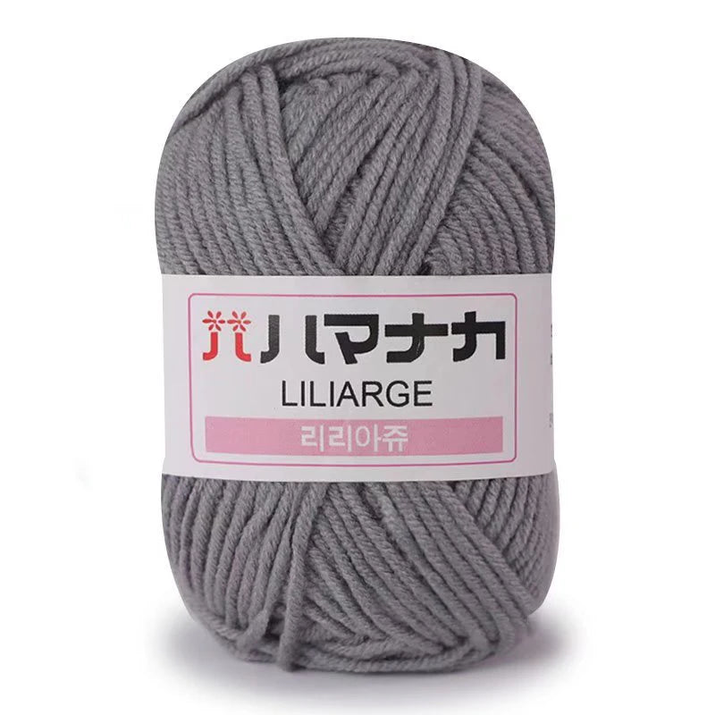 Soft Milk Cotton Knitting Yarn 25g Anti-Pilling High Quality 4ply Crochet Yarn for Scarf Sweater Hat and Doll Craft