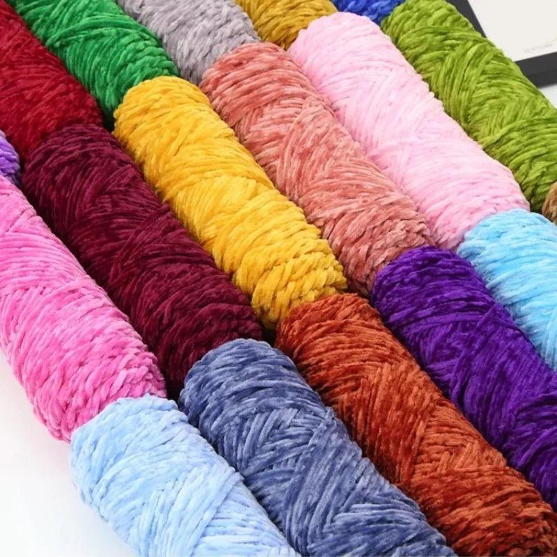 Winter Christmas DIY 100% Polyester Velvet Yarn Accessories Plush Yarn Soft Chenille Yarn for Knitting 1 Skein 100g 120M