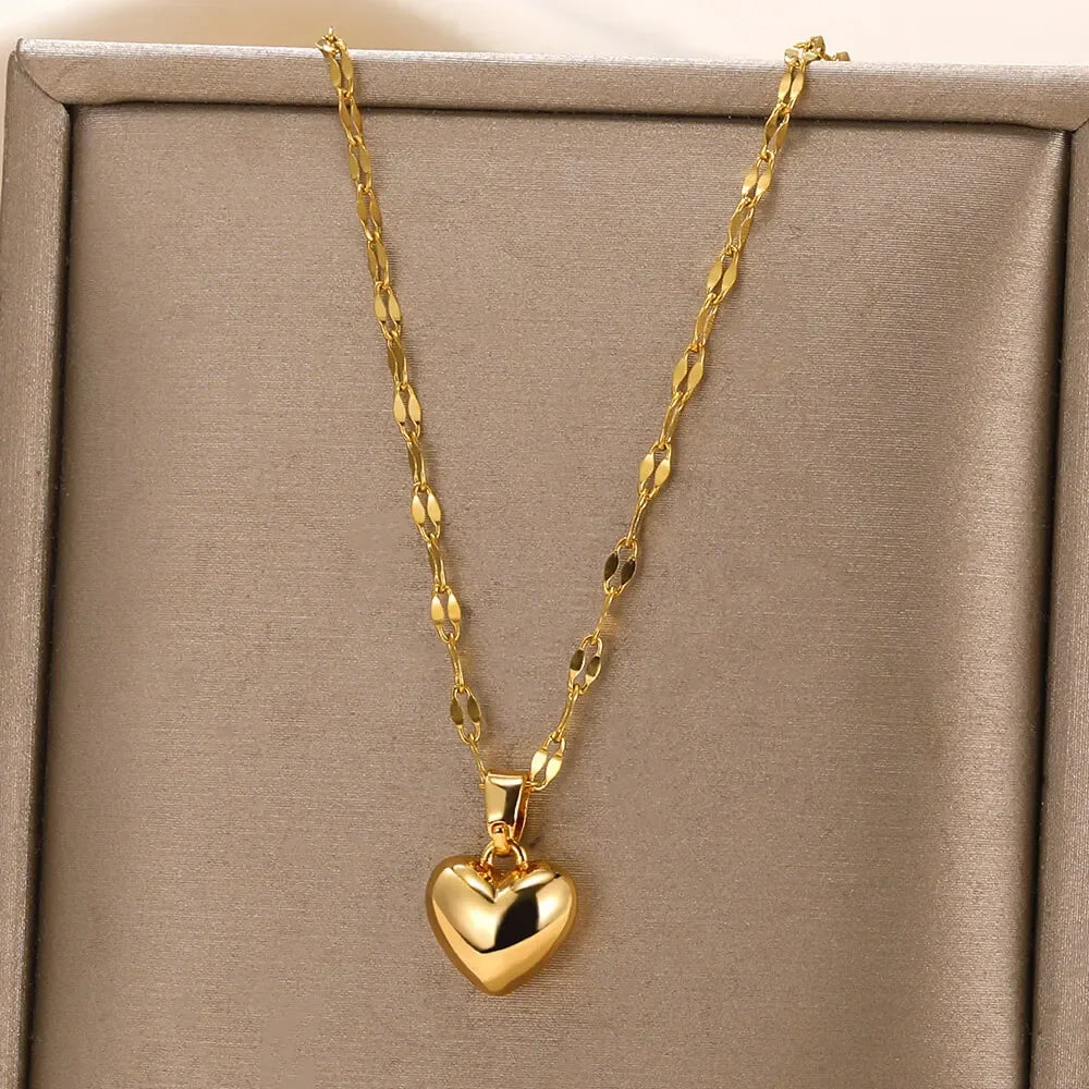 Fashion Necklaces 2022 Woman Stainless Steel Love Heart Pendant Necklaces Virgin Girls Jewelry Rose Gold Color Chain Link