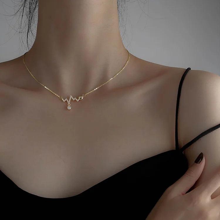 New Wine Red Cherry Gold Colour Pendant Necklace For Women Personality Fashion Necklace Wedding Jewelry Birthday Gifts