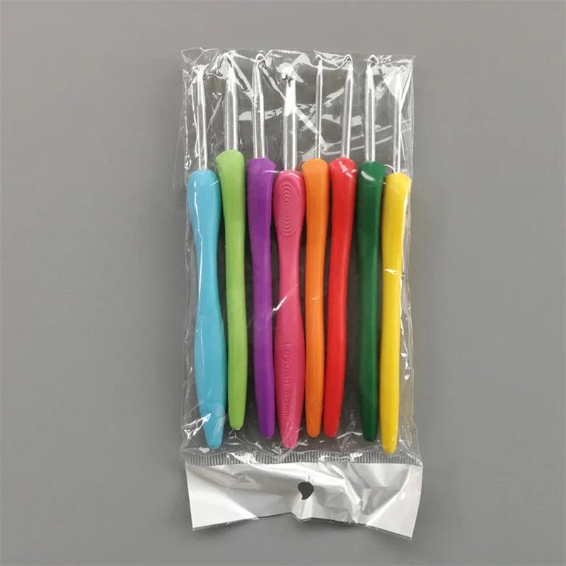 8pcs/set Crochet Hook 2.5-6.0mm Aluminum Needles With Colorful Soft Rubber Grip Cushioned Handles Knitting