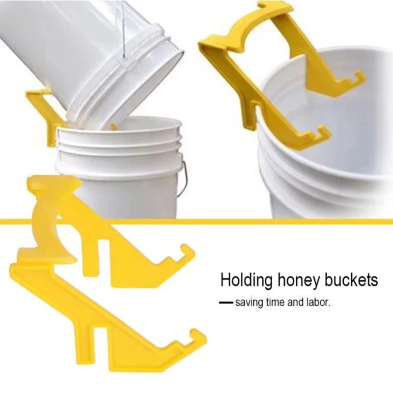 1Pcs Beekeeper Plastic Queen Cage Clip Bee Catcher Beekeeping Tool Equipment Beekeeper Equips Isolation Room
