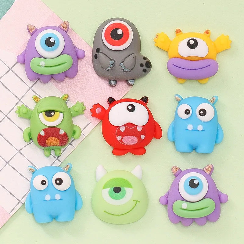 10Pcs Resin Cartoon Animation Three-Eyed Monster Flatback Stone Figurines crapbooking DIY Jewelry Craft Decoration Accessories