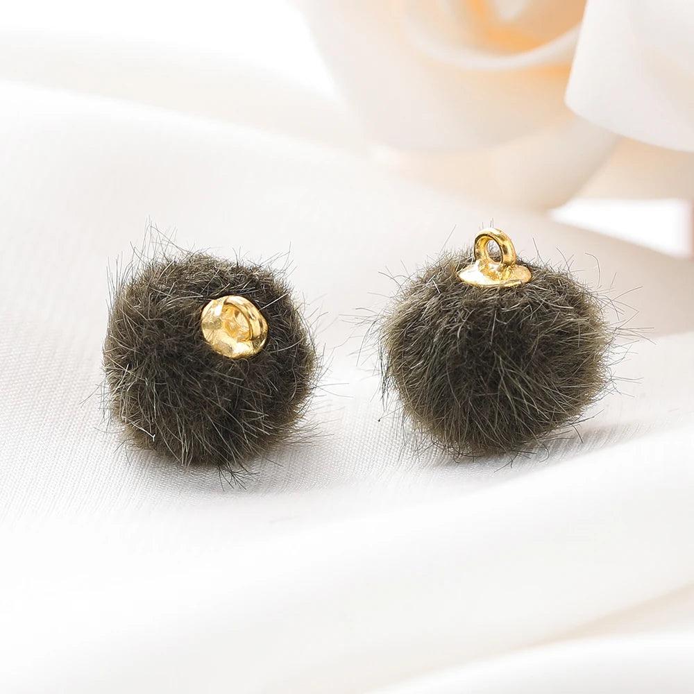 10pcs Plush Fur Covered Ball Beads Charms Pompom Beads Pendant for DIY Necklace Earring Bracelet Pendant Jewelry Making Supplies