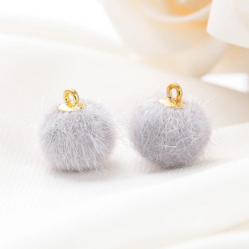 10pcs Plush Fur Covered Ball Beads Charms Pompom Beads Pendant for DIY Necklace Earring Bracelet Pendant Jewelry Making Supplies