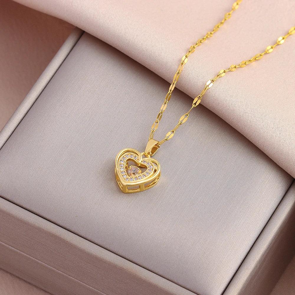 New In Sweet Sexy Beating Heart Series Pendant Necklaces For Women Luxury Fashion Female Stainless Steel Clavicle Chain Jewelry