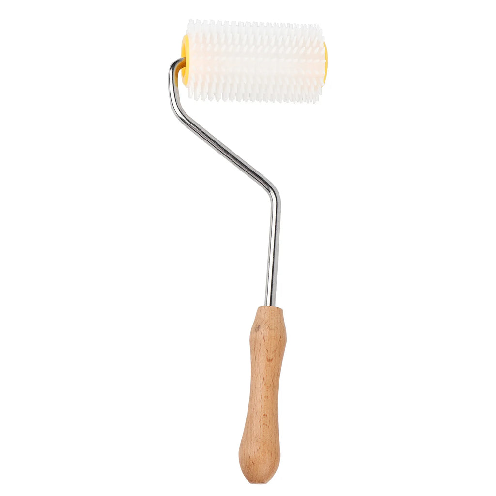 Plastic Honey Uncapping Roller with Wooden Handle Beehive Extracting Roller Beekeeping Tool Honey Roller Uncapping Needle Roller