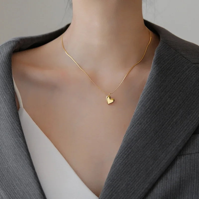 ZAKOL Trendy Heart Butterfly Pendant Necklaces For Women Girls Gold Color Crystal Jewelry Clavicle Chain Choker Jewelry Gifts