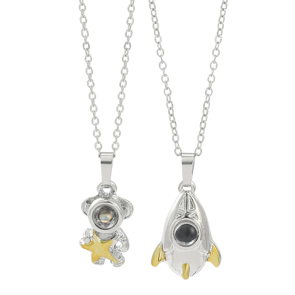 1 Pair Magnetic Heart Couple Necklaces Astronaut Rocket Pendant Women Men Lovers Best Friend Pendant Necklace Jewelry Gift