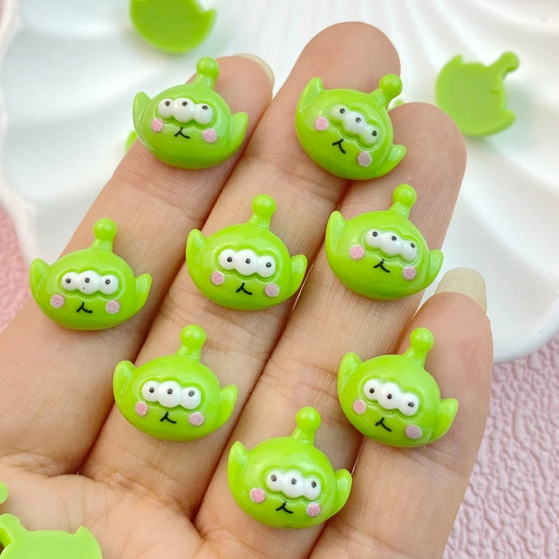 20Pcs New Cute Mini Cartoon Big Eyed Monster Resin Free Shipping Flat Back Ornament Jewelry Making Manicure Hairwear Accessorie