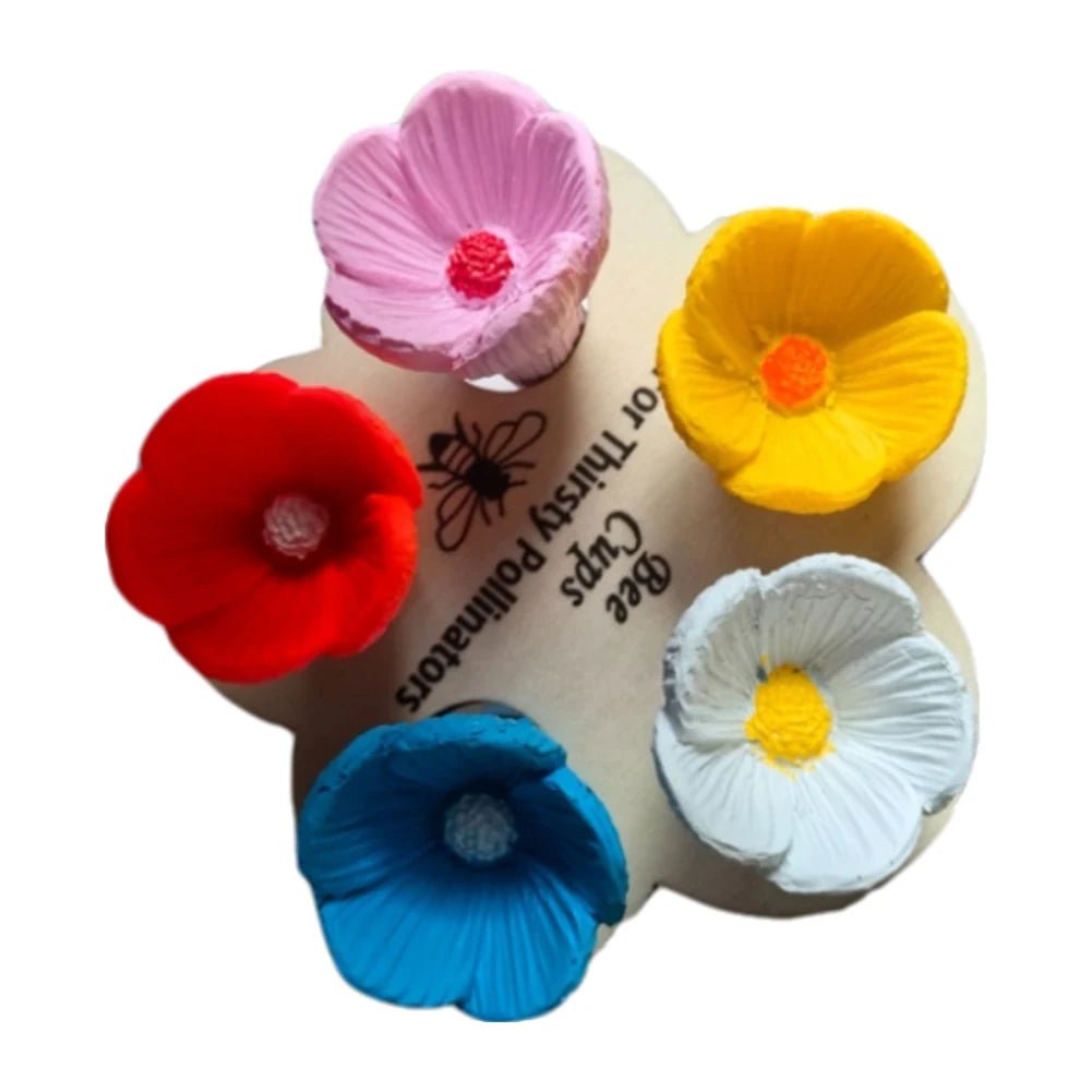 5Pcs Bees Insect Drinking Cup Bee Drinking Fountain Cup Flower Shape Bees Water Feeder with Holder Beekeeping Supplies