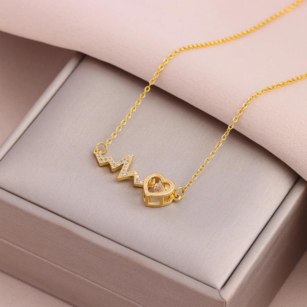 New In Sweet Sexy Beating Heart Series Pendant Necklaces For Women Luxury Fashion Female Stainless Steel Clavicle Chain Jewelry