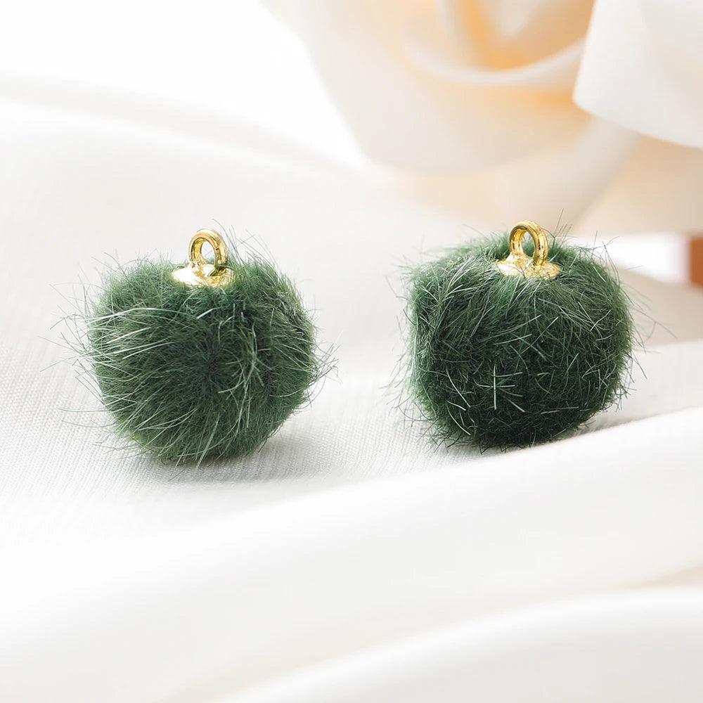 10pcs Plush Fur Covered Ball Beads Charms Pompom Beads Pendant for DIY Necklace Earring Bracelet Pendant Jewelry Making Supplies