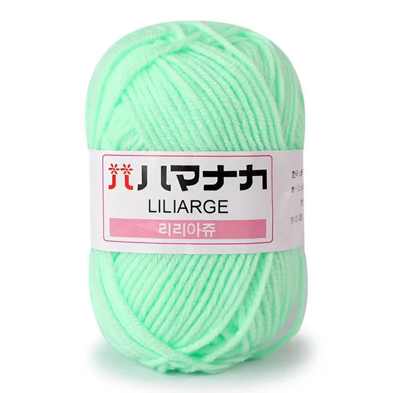 Soft Milk Cotton Knitting Yarn 25g Anti-Pilling High Quality 4ply Crochet Yarn for Scarf Sweater Hat and Doll Craft
