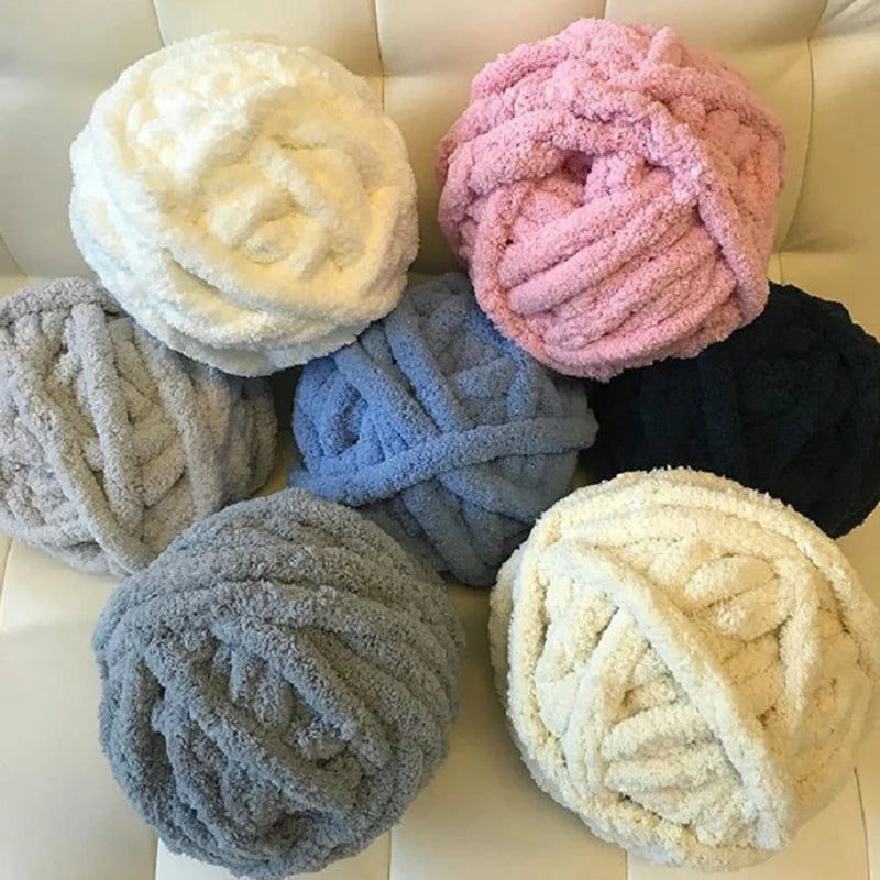 250g/roll Chunky Chenille Yarn Gauge 7 Plush Jumbo Yarn Acrylic Thick Yarn Bulky Yarn for Hat Crochet Bed Arm Knitting Throw