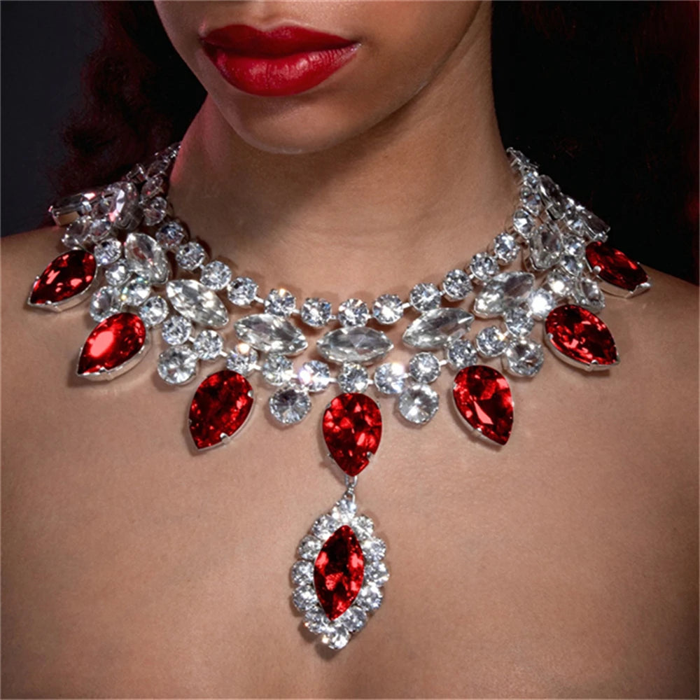 Exaggerated AB Crystal Pendant Large Necklace Women's Luxury Shiny Bridal Wedding Party Rhinestone Jewelry Necklace Accessories