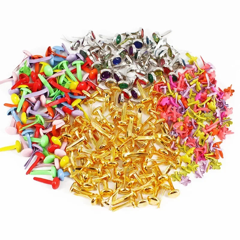 100pcs/Bag Mix Pattern Round Metal Brads DIY Scrapbooking Crafts Accessories For Home Decor Embellishment Fastener Supplies