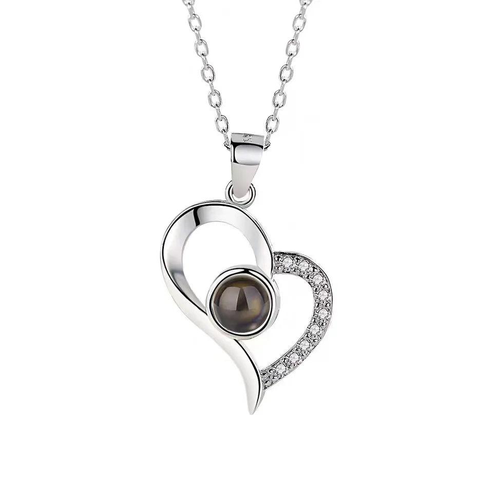 Projection Necklace 100 Languages I Love You Pendant Necklaces For Lover Girlfriend 2024 Creative Couple Romantic Jewelry Gifts