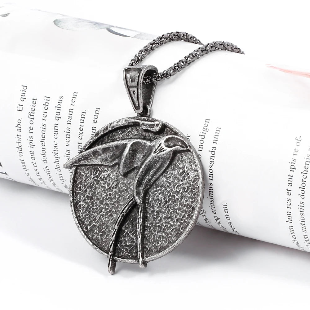 New The Wizard Swallow Pendant Necklace for Geralt with a Demon Peripheral Necklace jewelry