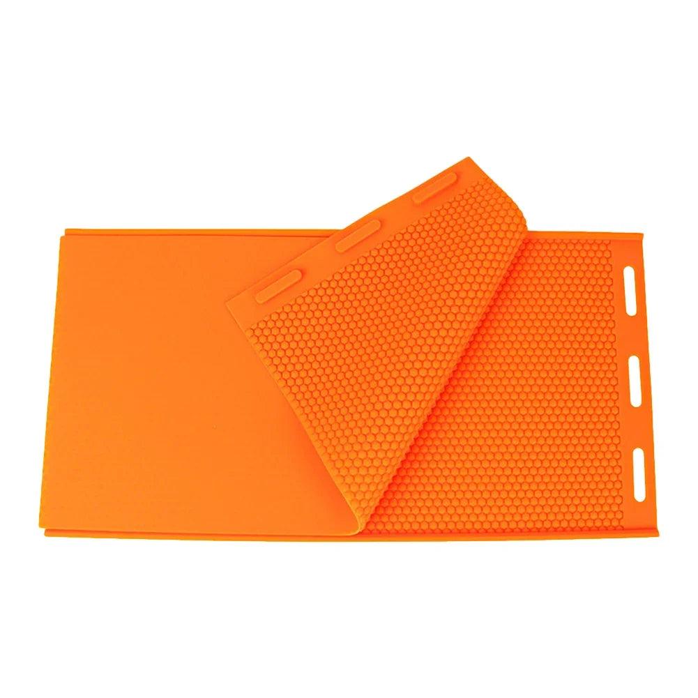 2pc Beeswax Honeycomb Mold Flexible Beeswax Embosser Machine Mold Soft Silicone Honeybee Wax Flake Nest Base Mold for Beekeepers
