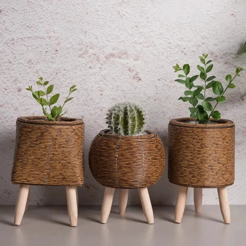Creative Triangular Plastic Plant Stand - Perfect for Succulents & Small Plants, Desktop Flower Pot Holder