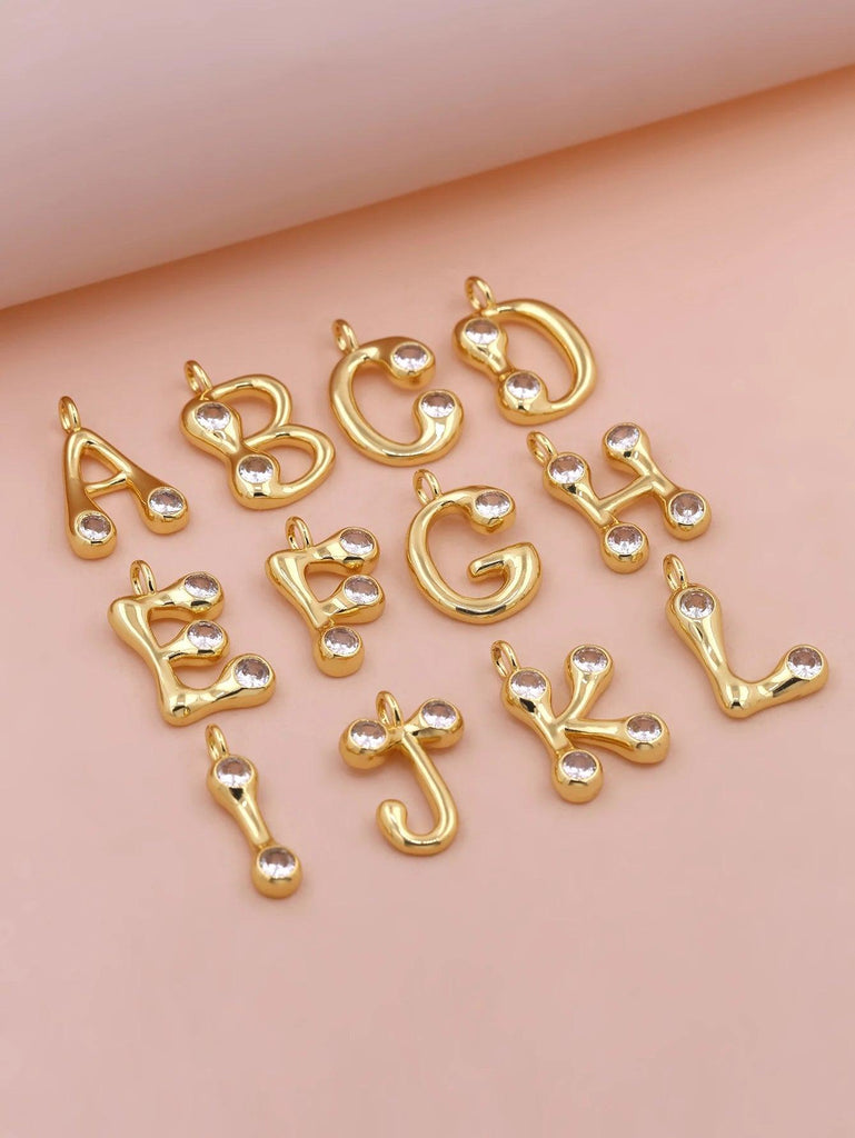 New Simple Versatile Round Zircon Plated Gold Copper 26 English Letters A-Z Pendant Men Women Necklaces Jewelry Making