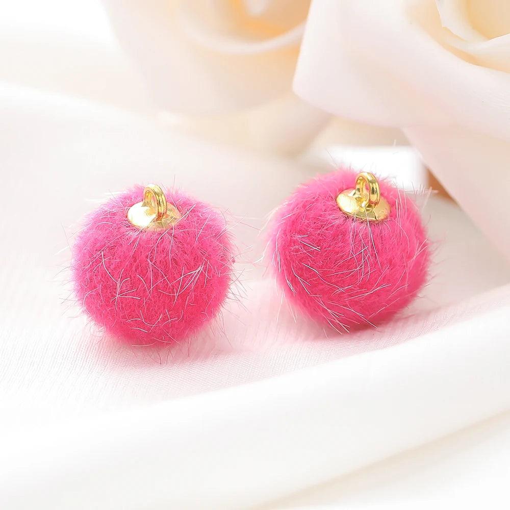 10pcs Plush Fur Covered Ball Beads Charms Pompom Beads Pendant for DIY Necklace Earring Bracelet Pendant Jewelry Making Supplies