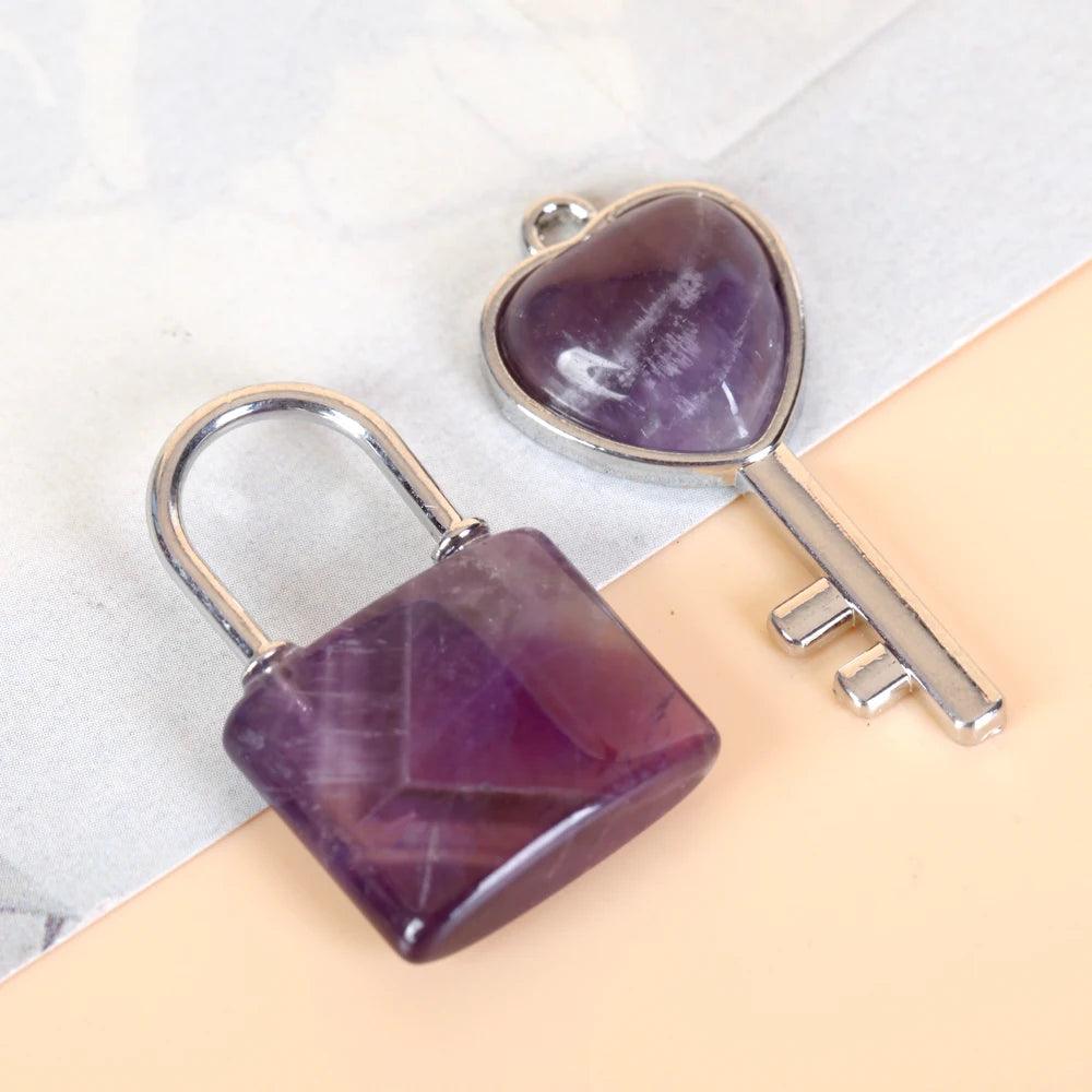 1 Set Natural Crystal Couple Lock Necklace Pendant Set Heart Shaped Key Piece Pink Crystal Amethyst Tiger Eye Stone Lock