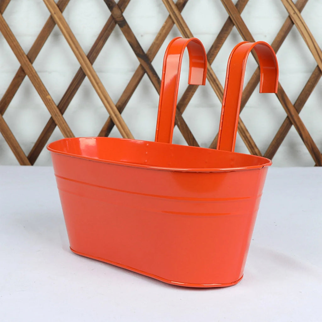 Outdoor Plants Planter Black Metal Iron Hanging Flower Pots Decks Railings Fence Buckets Modern Boho Style Wall Mount Window Box
