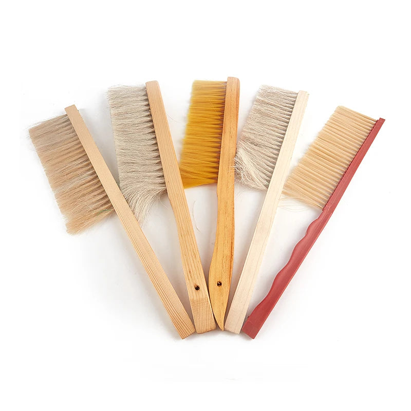 Beekeeping Tools Wood Honey Brush Wasp bee Sweep Horse Tail Hair New Bee Brush