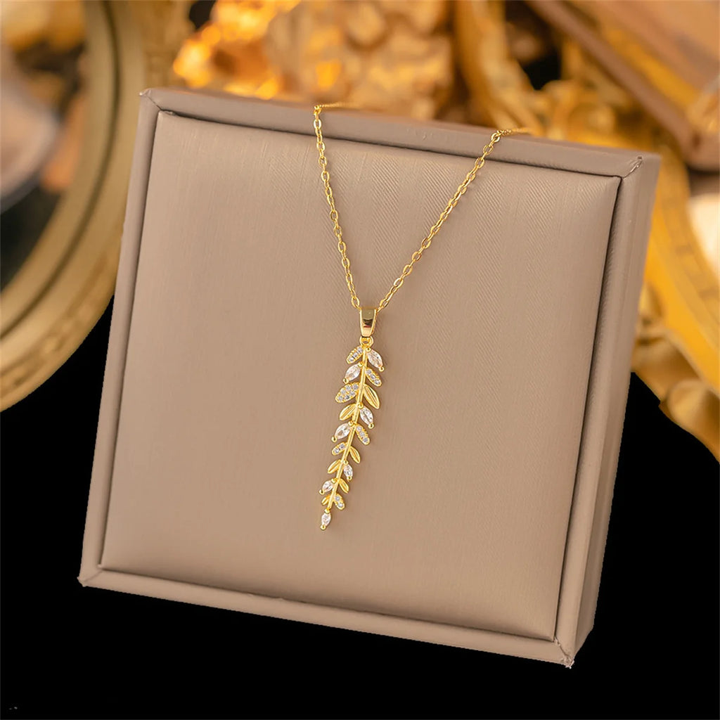 316L Stainless Steel Letter wAVE Leaf Chain Pendant  Chains Choker Necklace for Women Wedding Accessories