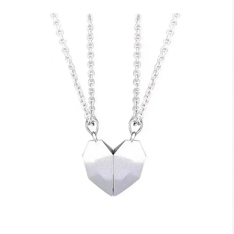 Korean Fashion Magnetic Couple Necklace For Lovers Gothic Punk Heart Pendant Necklace For Men Women Necklaces Party Gift Jewelry