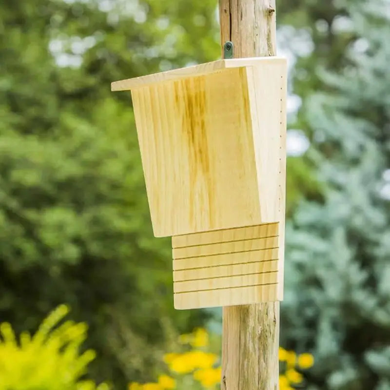 Outdoor Bat Houses Natural Solid Wooden Bat Boxes Weatherproof Large Heavy Bat Box Bat House Shelter With Roof For Garden