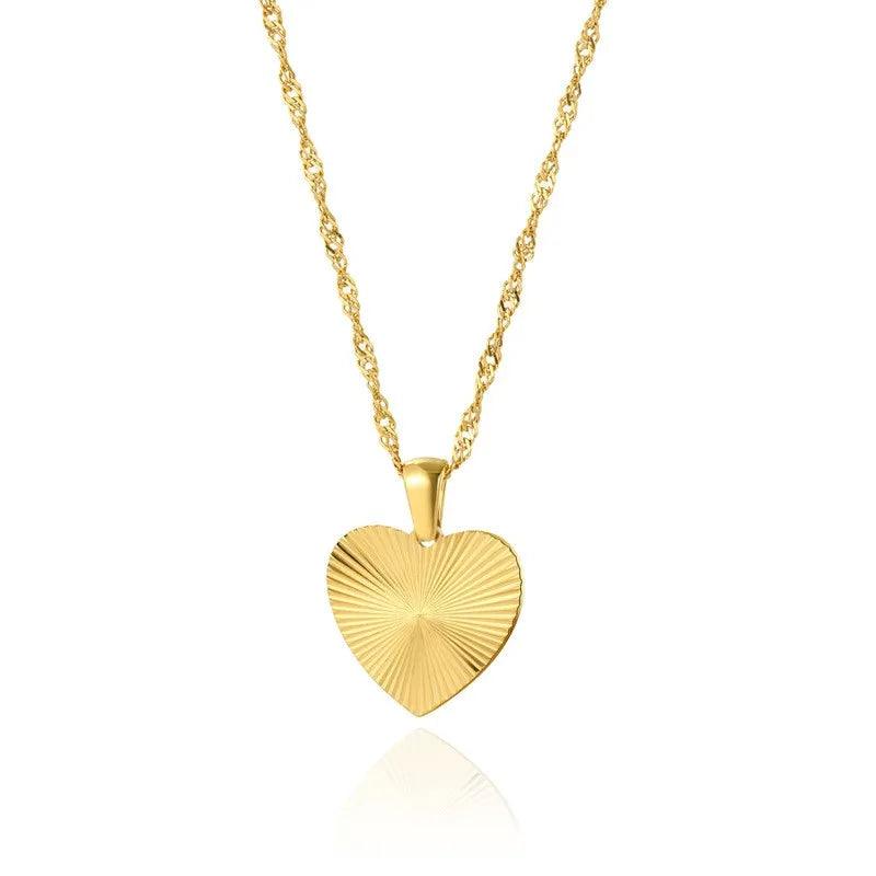 WILD & FREE Trendy Stainless Steel Heart Pendant Necklaces for Women Classic Simple Gold Plated Waterproof Jewelry Gifts