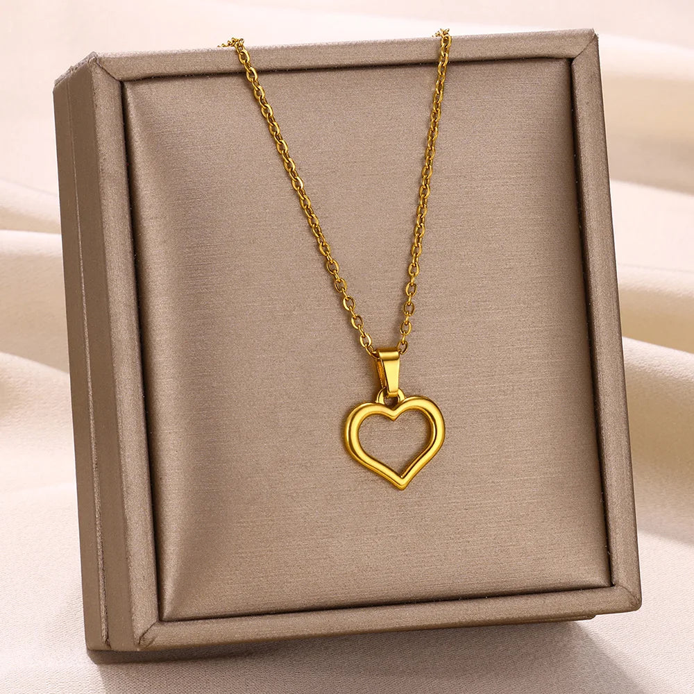 Fashion Necklaces 2022 Woman Stainless Steel Love Heart Pendant Necklaces Virgin Girls Jewelry Rose Gold Color Chain Link