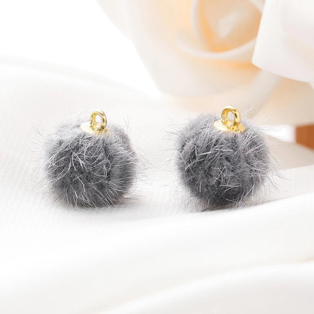 10pcs Plush Fur Covered Ball Beads Charms Pompom Beads Pendant for DIY Necklace Earring Bracelet Pendant Jewelry Making Supplies