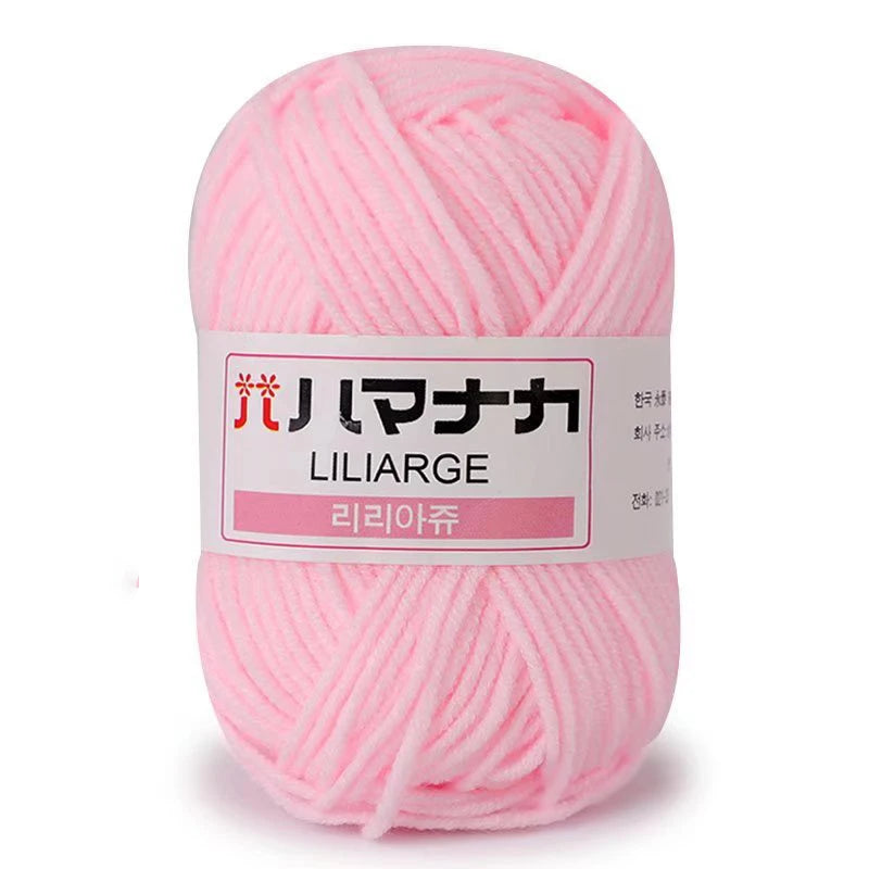 Soft Milk Cotton Knitting Yarn 25g Anti-Pilling High Quality 4ply Crochet Yarn for Scarf Sweater Hat and Doll Craft