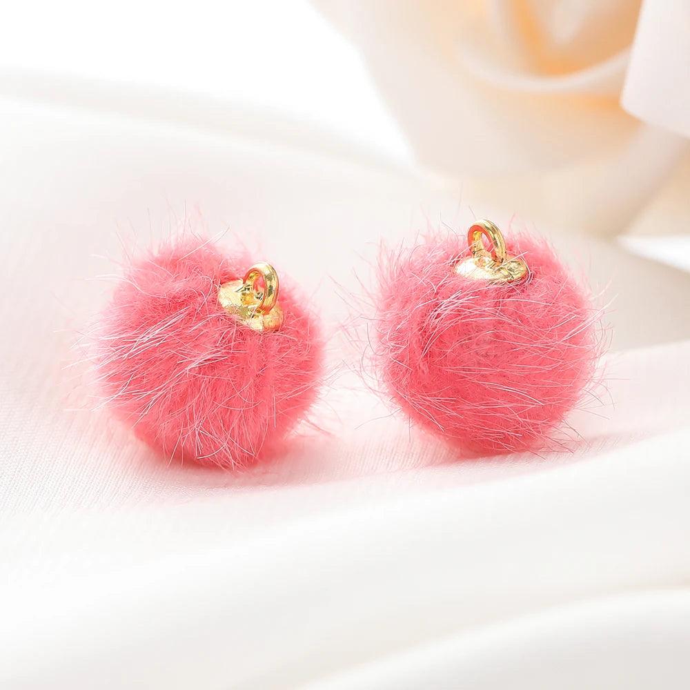 10pcs Plush Fur Covered Ball Beads Charms Pompom Beads Pendant for DIY Necklace Earring Bracelet Pendant Jewelry Making Supplies
