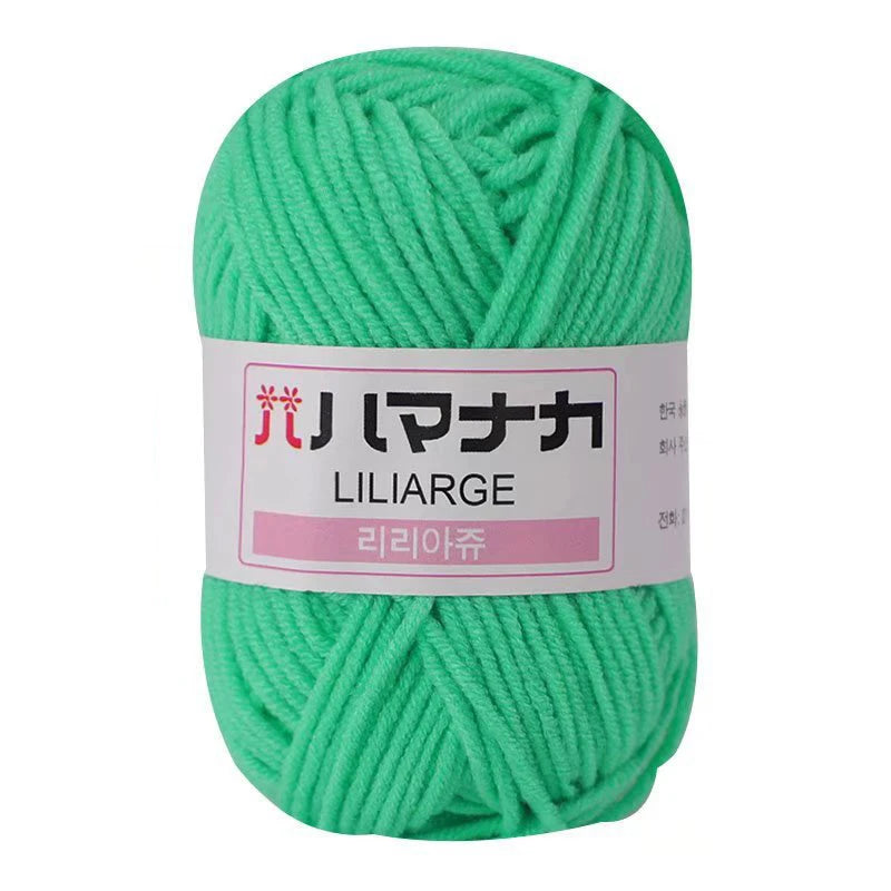 Soft Milk Cotton Knitting Yarn 25g Anti-Pilling High Quality 4ply Crochet Yarn for Scarf Sweater Hat and Doll Craft